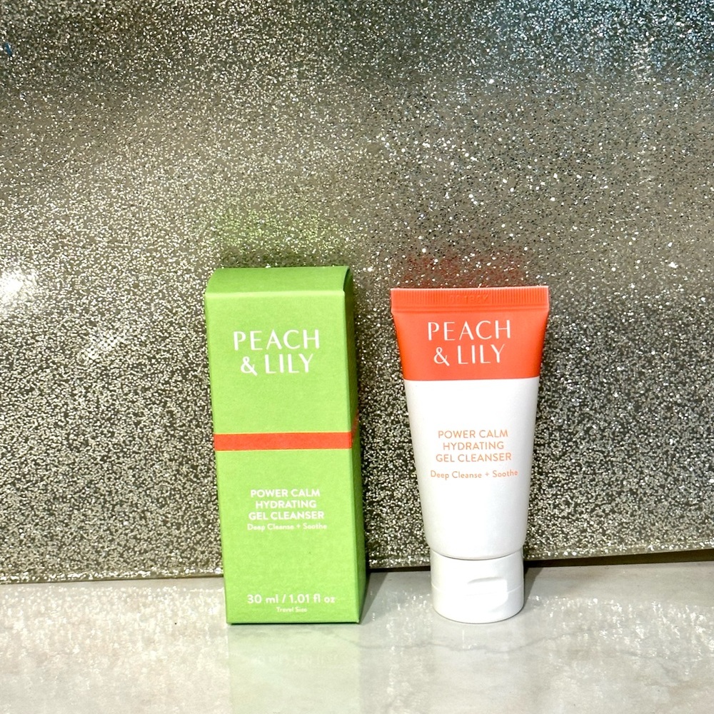 5 for $25 item 🌺 Mini Peach & Lily Power Calm Hydrating Gel Cleanser